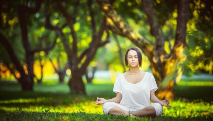 体育娱乐平台-斯图加特欧联名单调整，爵士冲刺体检穆雷险胜
